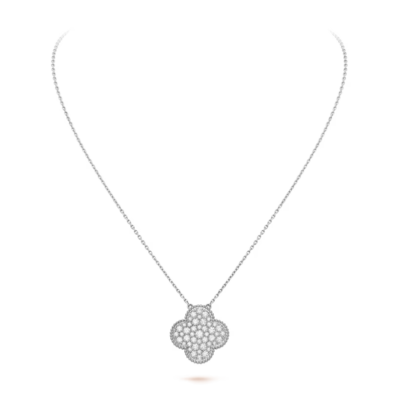 Van Cleef Magic Alhambra pendant - Image 2