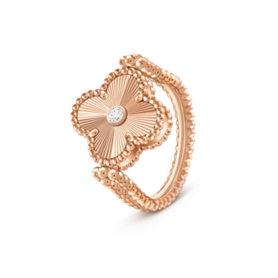 Van Cleef & Arpels Vintage Alhambra Reversible Ring - Image 2